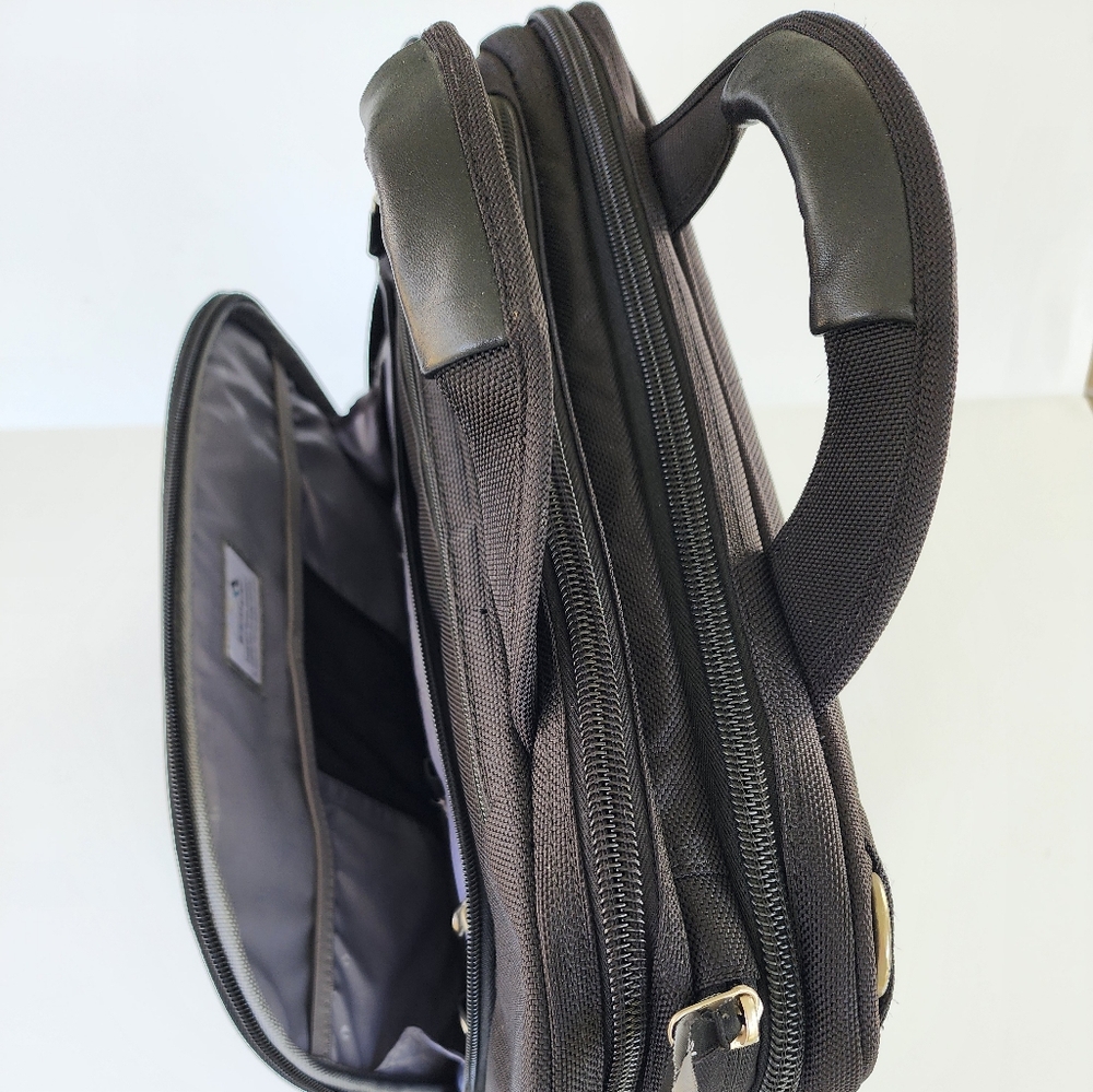 Brenthaven x ray friendly laptop bag